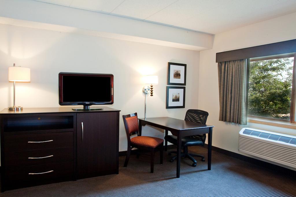 Americinn By Wyndham Chanhassen Dış mekan fotoğraf