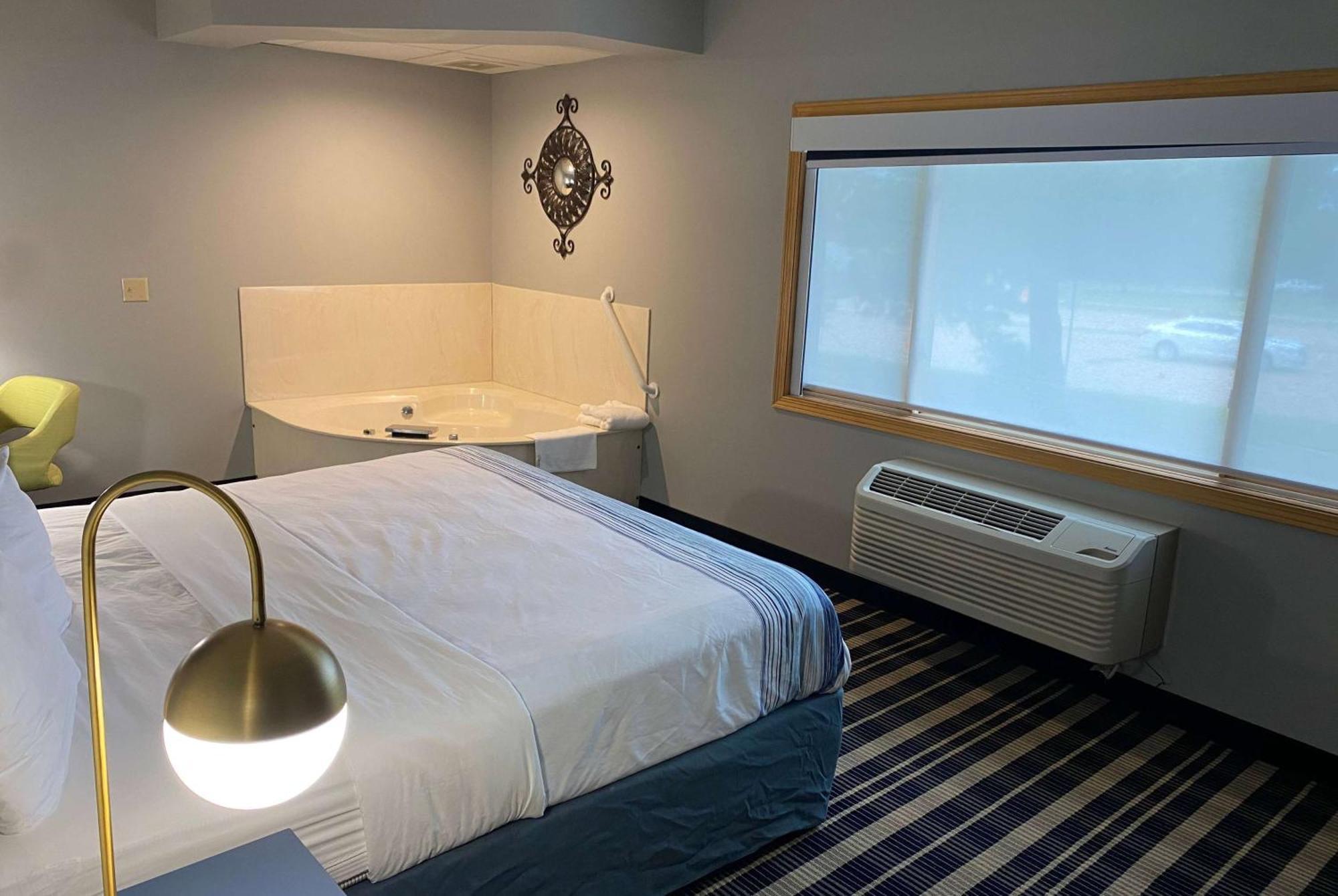 Americinn By Wyndham Chanhassen Dış mekan fotoğraf